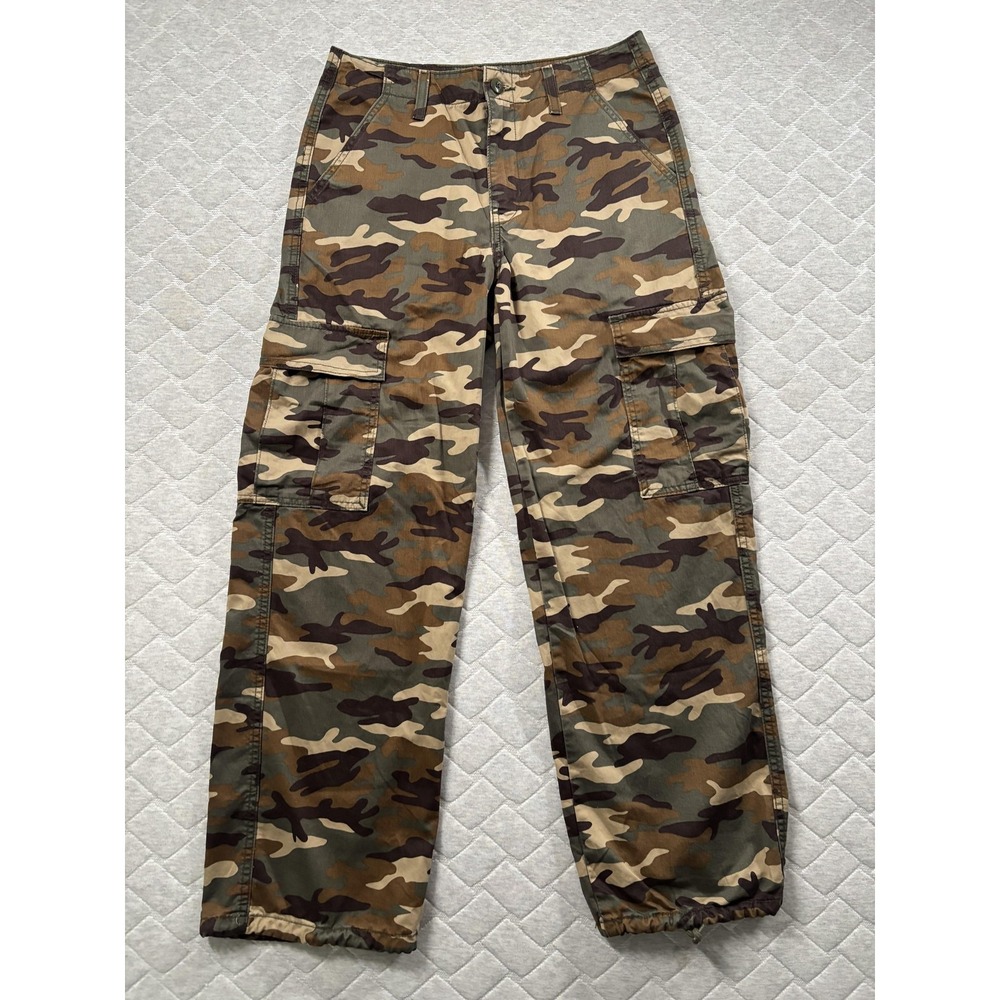 Levi's Camo Cargo Pants in Green/Brown